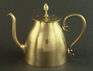 Tekanne, 1896 (messing)