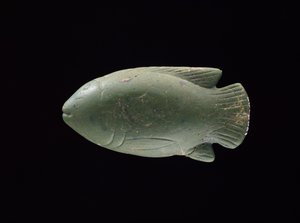 Fiskeformet fat (glass)