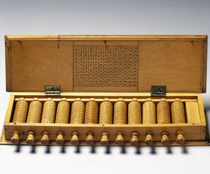 Napiers stenger, 1671-1700 (tre)