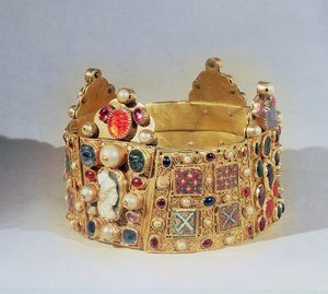 Kronen av Hildesheim (gull og edelstener)
