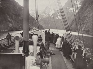 Turistdamper i Troldfjorden