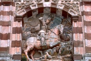 Statue av en ridder på hesteryggen