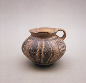 Kinesisk keramikkkrukke, ca. 2500 f.Kr