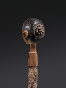 Kniv (stål og tre)
