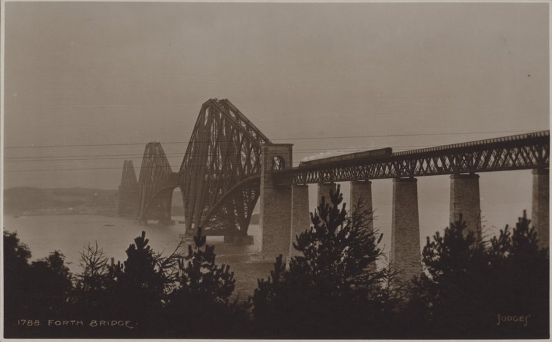 Forth Bridge (s/hvitt bilde) av (after) English photographer