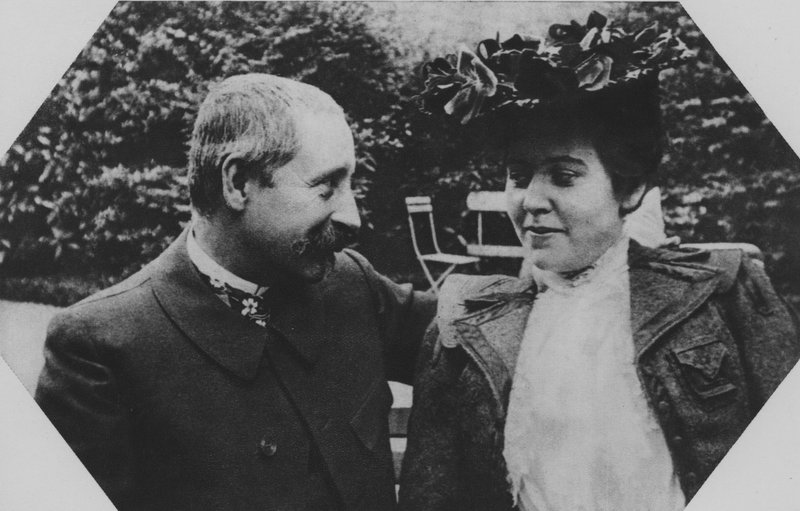 Herr og fru Steinheil (s/hvitt bilde) av (after) French Photographer