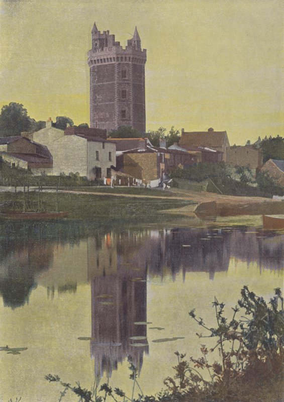 Oudon, Tour (farget bilde) av (after) French Photographer