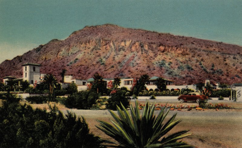 Phoenix, Arizona: Paradise Inn (bilde) av American Photographer (after)
