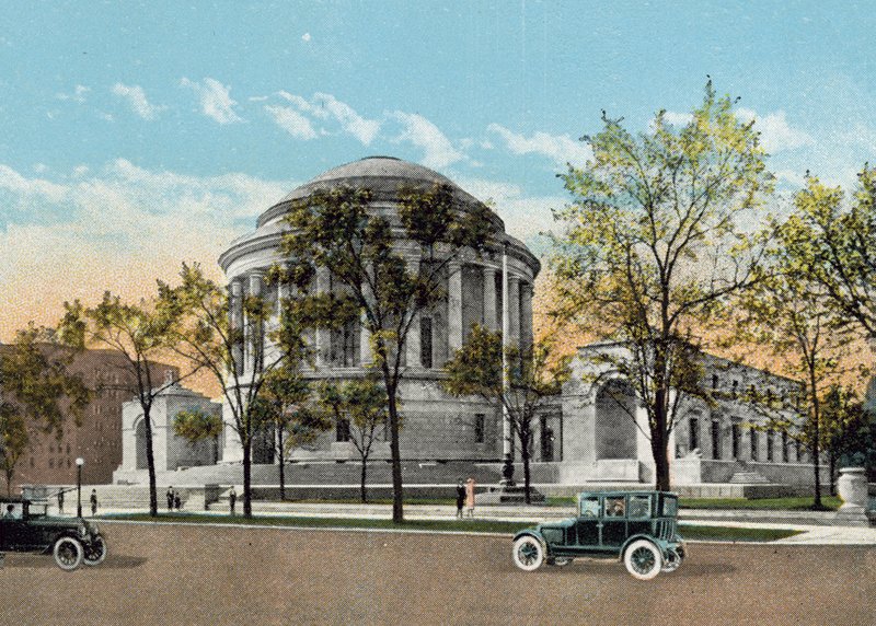 Elks War Memorial (farget bilde) av American Photographer