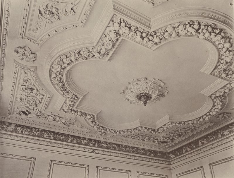 Belton House, Grantham, Tak i trappen av Charles Latham