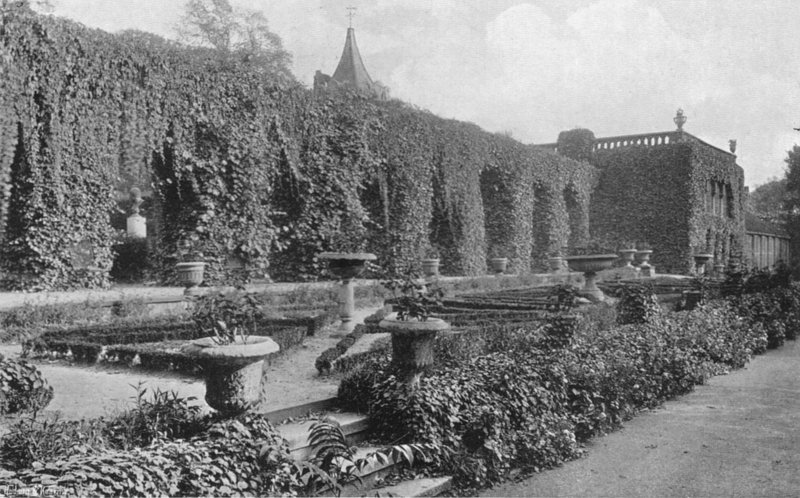 The Box Garden Terrace (s/hvitt bilde) av Charles Latham