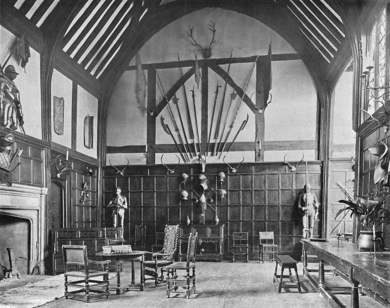 The Great Hall (s/hvitt bilde) av Charles Latham