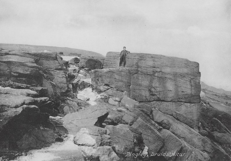 Bingley, Druidenes alter (s/hvitt bilde) av English Photographer