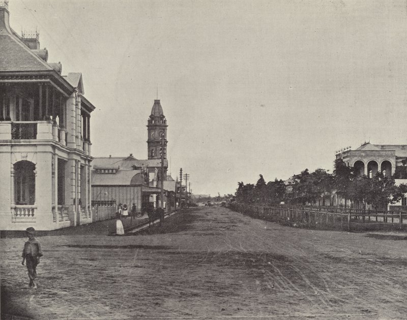 Bourbon Street, Bundaberg, Queensland av English Photographer