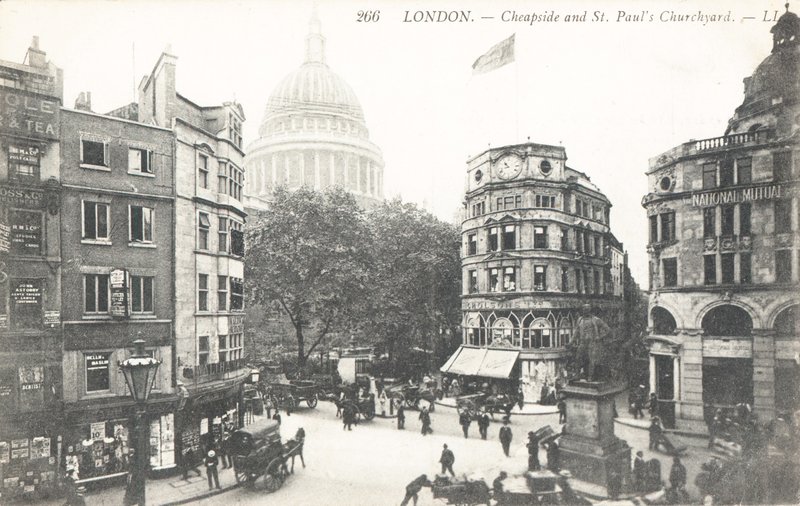 Cheapside og St Pauls Churchyard av English Photographer