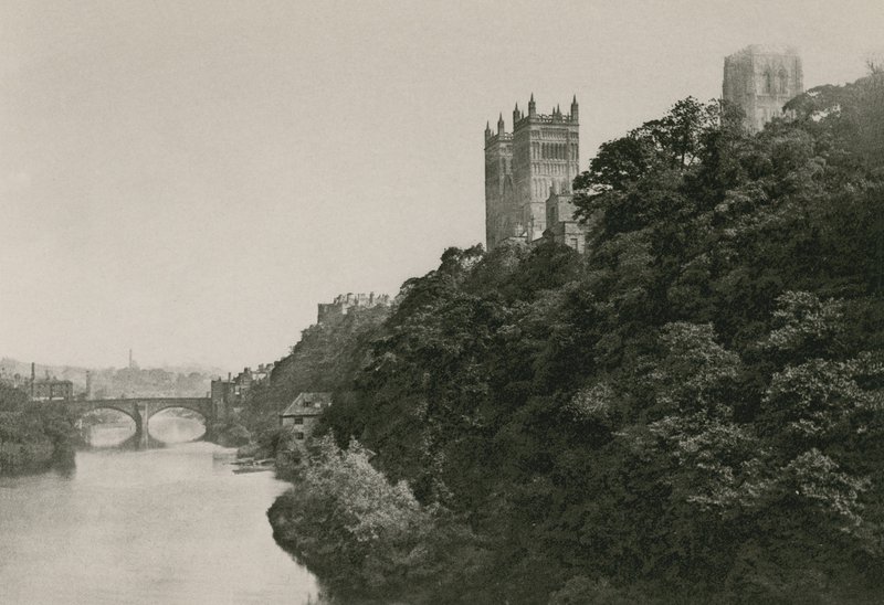 Durham Cathedral, fra Prebend Bridge av English Photographer