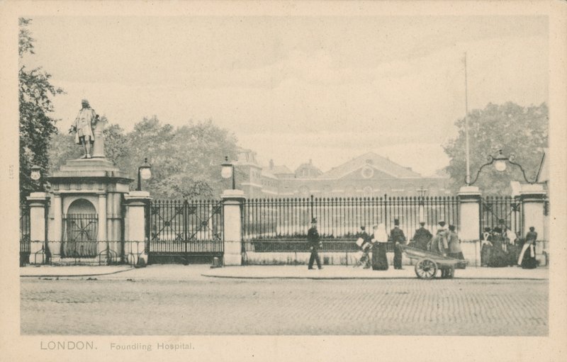 Foundling Hospital, London av English Photographer