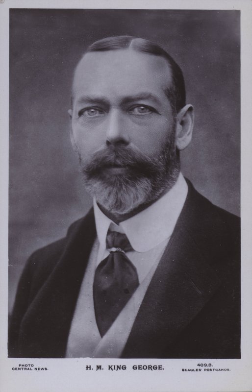 HM King George (s/hvitt bilde) av English Photographer