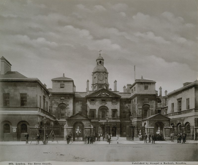Horse Guards Parade, London av English Photographer