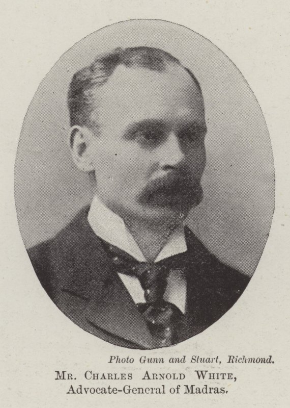 Mr Charles Arnold White, generaladvokat for Madras av English Photographer