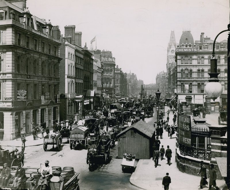 New Bridge Street, London av English Photographer