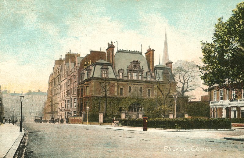 Palace Court, London av English Photographer