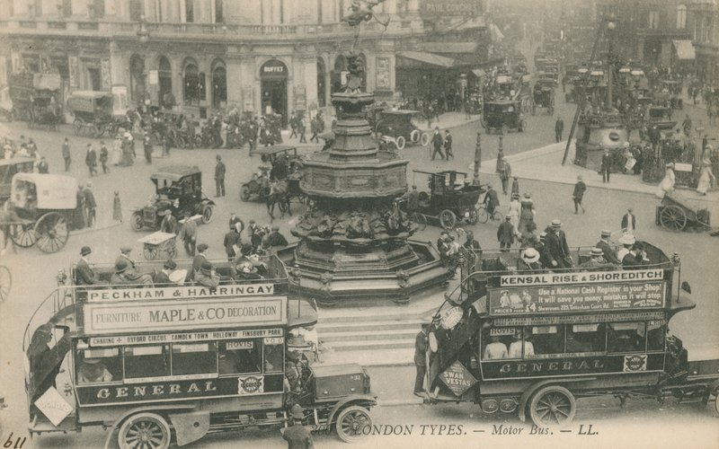 Piccadilly Circus, London av English Photographer