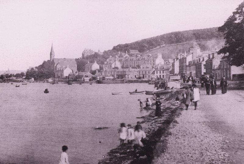 Port Bannatyne (s/hvitt bilde) av English Photographer