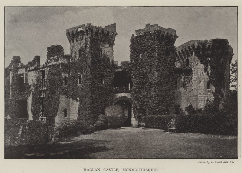 Raglan Castle, Monmouthshire av English Photographer