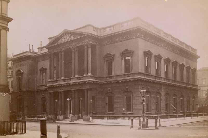 Senior United Service Club, London av English Photographer