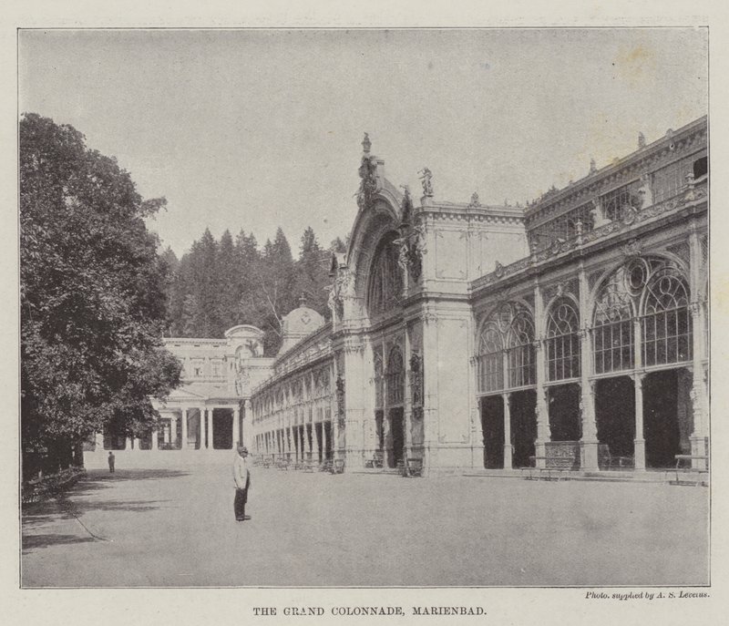 The Grand Colonnade, Marienbad av English Photographer