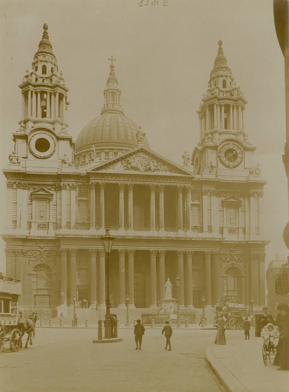 Fasaden til St Pauls Cathedral av English Photographer