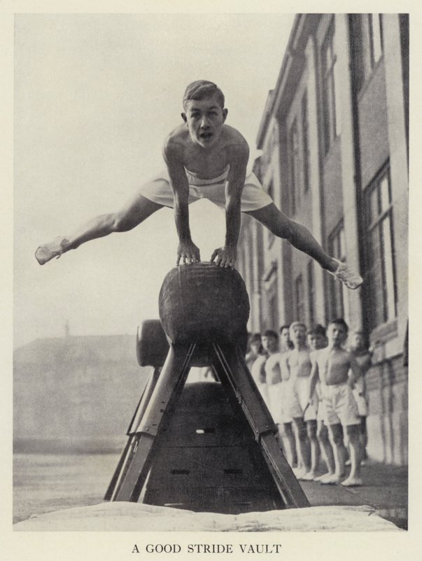 Vaulting: Et godt skritthvelv (s/hv-bilde) av English Photographer