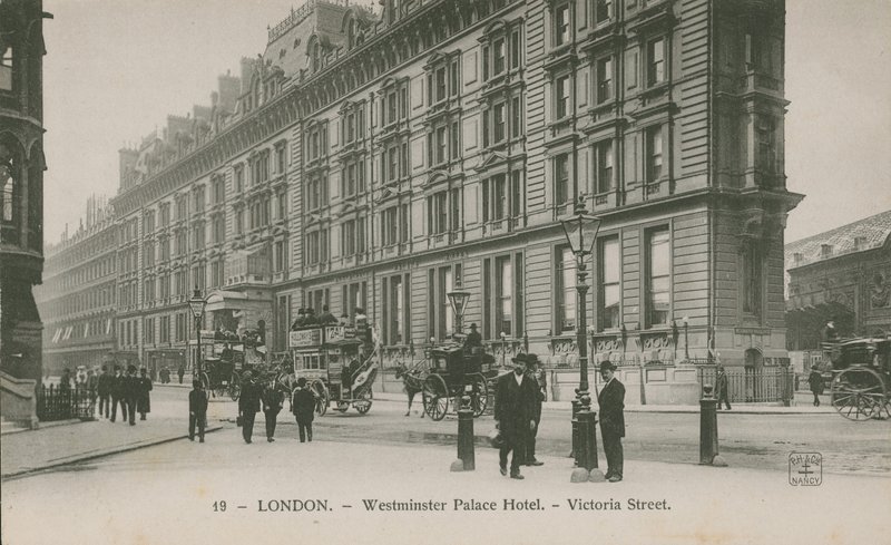Westminster Palace Hotel, Victoria Street, London av English Photographer
