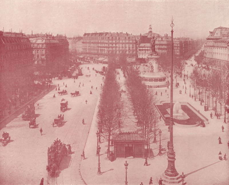 Paris: Place de la Republique (s/hvitt bilde) av French Photographer