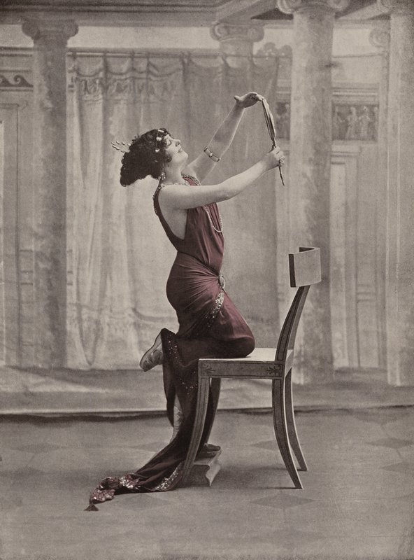 Regina Badet , fransk komisk skuespillerinne (farget bilde) av French Photographer