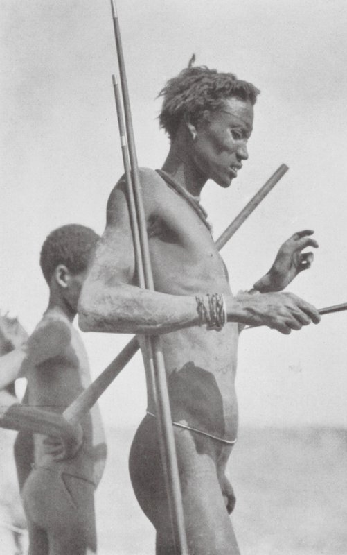  av Hugo Adolf Bernatzik