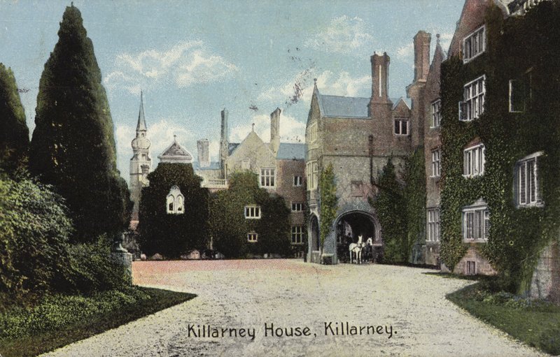 Killarney House, Killarney av Irish Photographer
