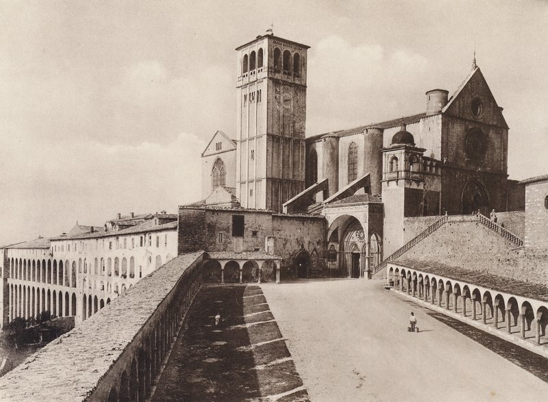 Assisi: Basilica of St. Francis (s/hvitt bilde) av Italian Photographer
