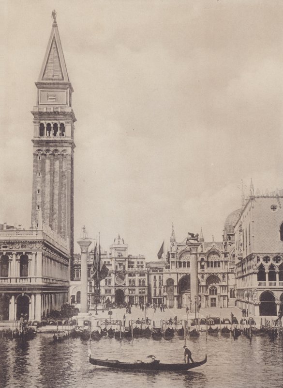 Piazzetta Dal Mare (s/h-bilde) av Italian Photographer