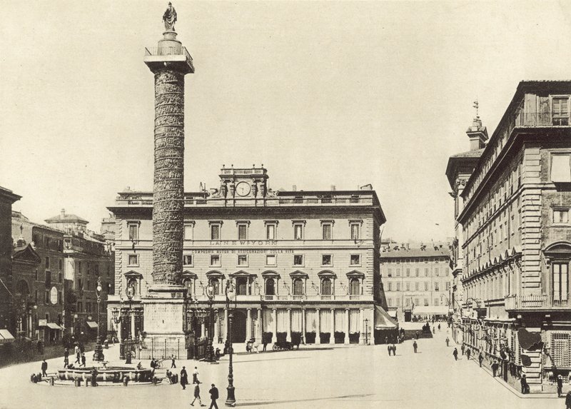 Square of the Colonna av Italian Photographer