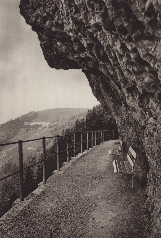 Utsikt over Rigi Kaltbad (s/hvitt bilde) av Jean Gaberell