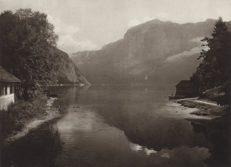 Altausseer See (s/hvitt bilde) av Kurt Hielscher