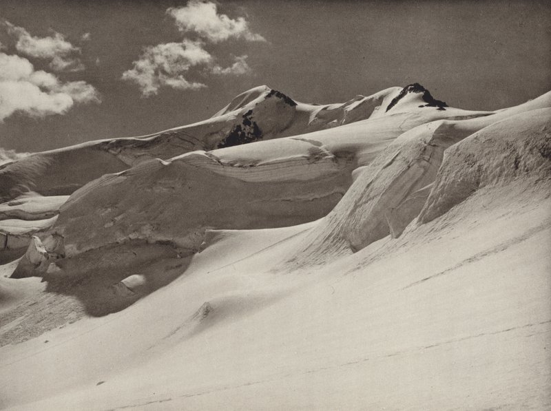 Wildspitze fra vest (s/hvitt bilde) av Kurt Hielscher