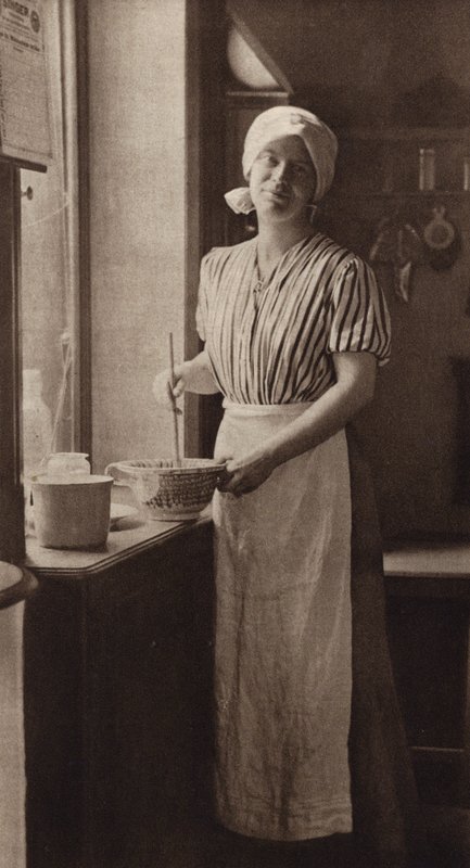  av Nichol Elliot