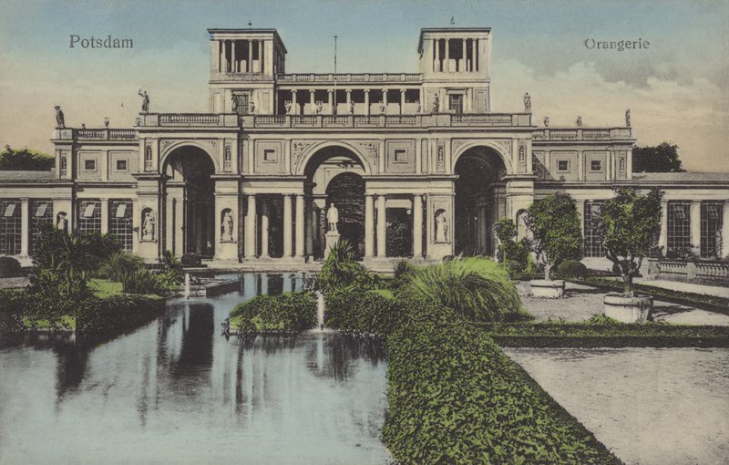 Potsdam, Orangery (fargebilde) av Photographer German