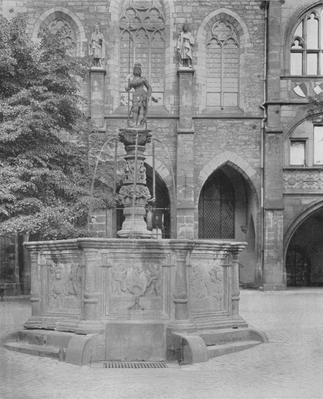 Rolandsbrunnen (s/hvitt bilde) av Photographer German
