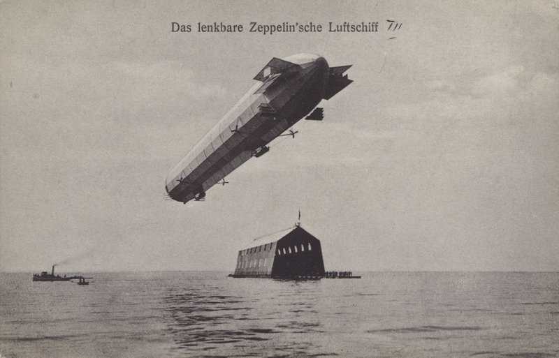 Zeppelin LZ III (s/hvitt bilde) av Photographer German