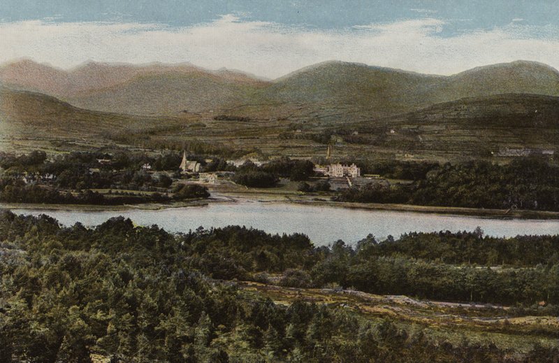 Sør-Irland: Kenmare, County Kerry (farget bilde) av Photographer Irish
