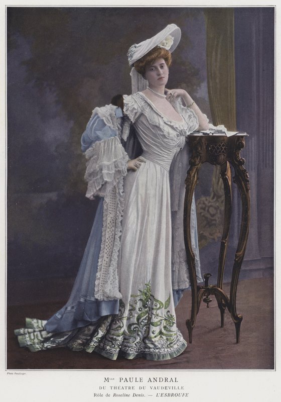 Paule Andrale som Roseline Denis i L